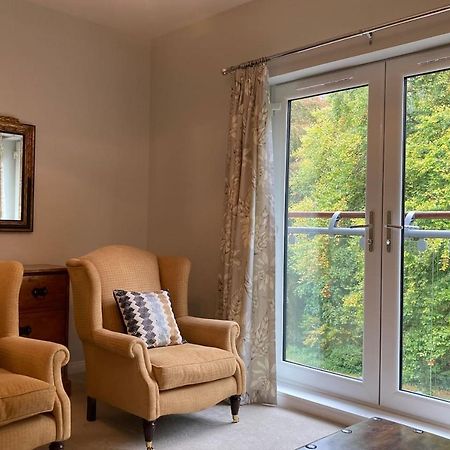 Hedgefield House - Serene Top Floor Flat Inverness Esterno foto